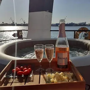 https://bateau-keryan-remorqueur.inbrittany.com